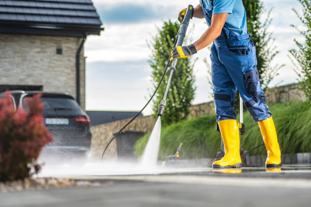Post-Construction Pressure Washing in Hurley, WI